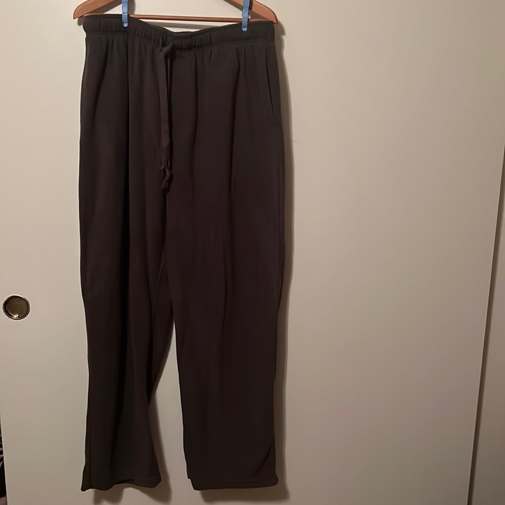 Men’s large lounging pajama bottoms